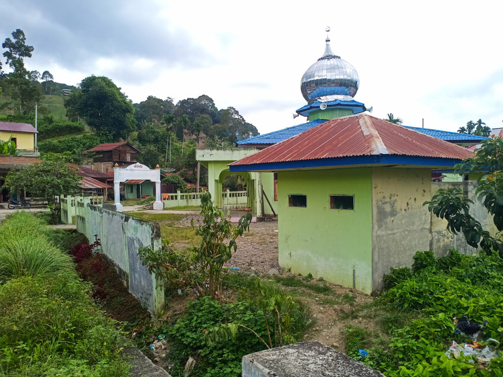 Rumah ibadah Masjid Al-Makmur